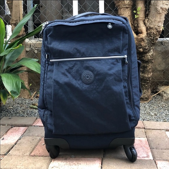 kipling cabin bag